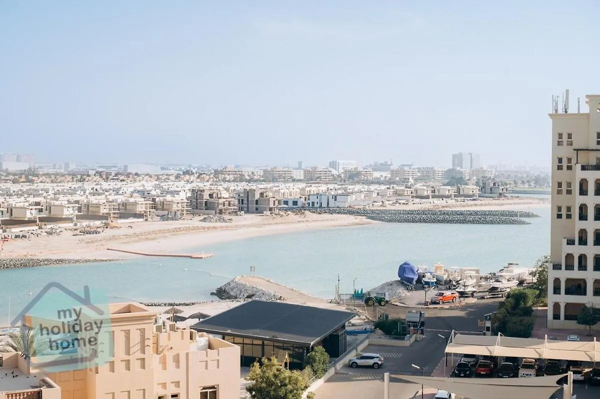 Brand New Studio Canal View Ras al-Khaimah