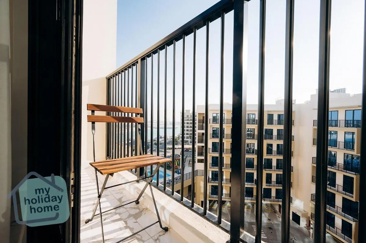 Brand New Studio Canal View Ras al-Khaimah Apartment